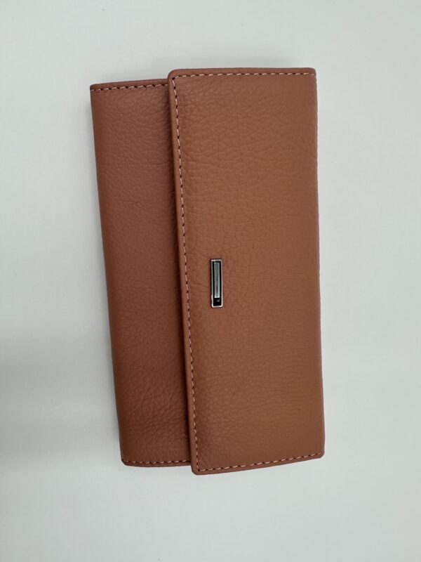 Дамски портфейл от естествена кожа в розово MD Style