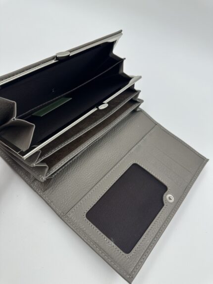 Дамски портфейл от естествена кожа в сиво MD Style