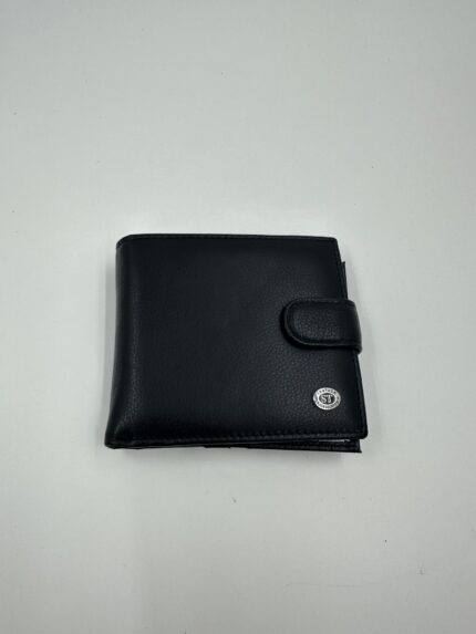 Мъжки портфейл от естествена кожа черен закопчаване копче MD Style