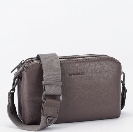 Дамска чанта през рамо David Jones в кафяв цвят - код: В-СМ6905-1-4