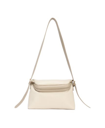 Дамска кросбоди чанта от висококачествена еко кожа в светло бежов цвят - код: MC611-3 