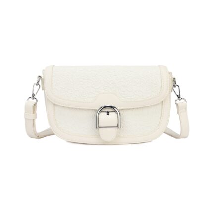 Дамска кросбоди чанта от висококачествена еко кожа в бял цвят - код: MC653-6