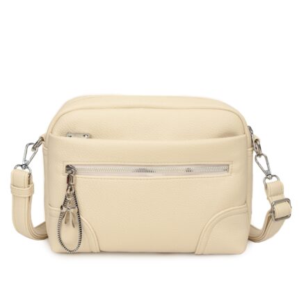 Дамска кросбоди чанта от висококачествена еко кожа в бежов цвят - код: MC710