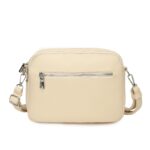 Дамска кросбоди чанта от висококачествена еко кожа в бежов цвят – код: MC710 MD Style